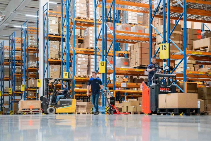 Warehouse Overview 720